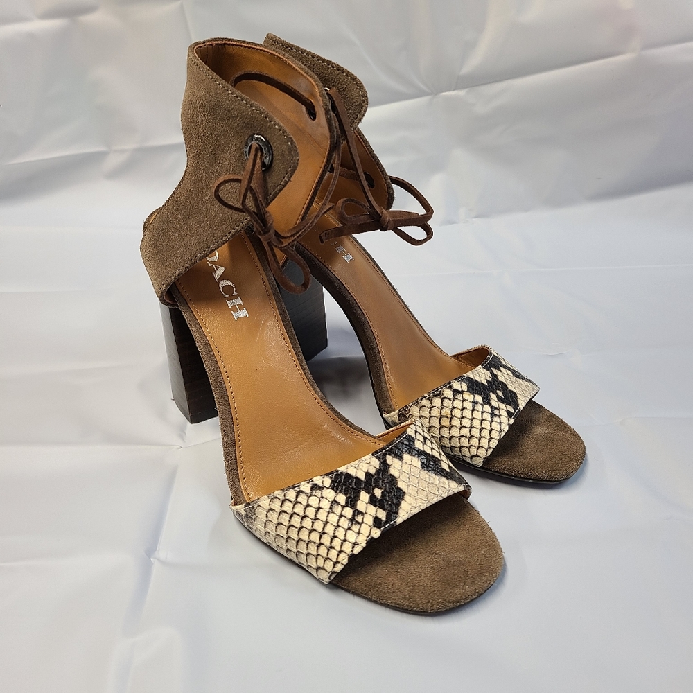 Coach Madison Two Piece Block Heel‎ Sandals Size 7.5 B Chalk / Fatigue Suede